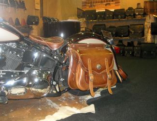 Borse in cuoio per moto custom