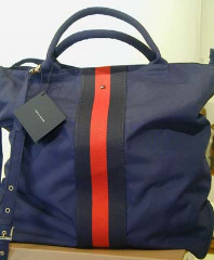 Borse tommy hilfiger prezzi