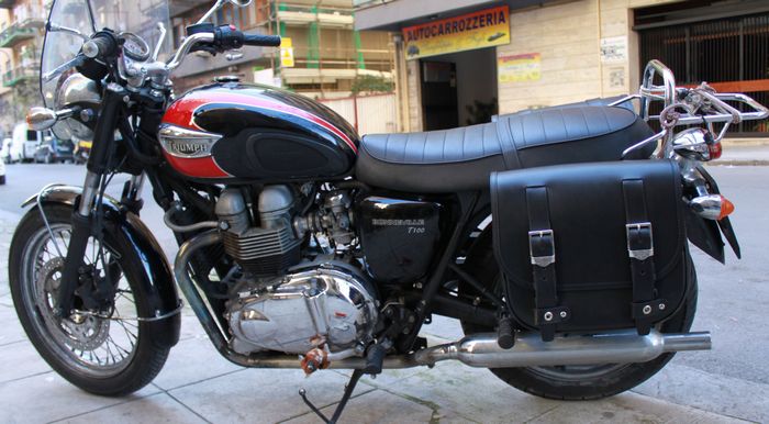 Borse triumph bonneville