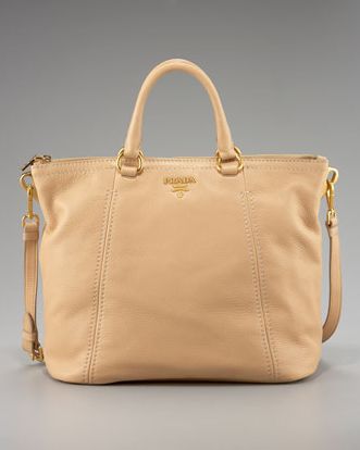 Prada borse primavera estate 2011