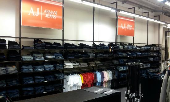 Armani outlet