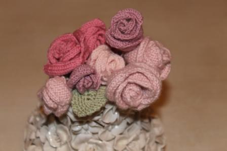 Fiori di lana ai ferri