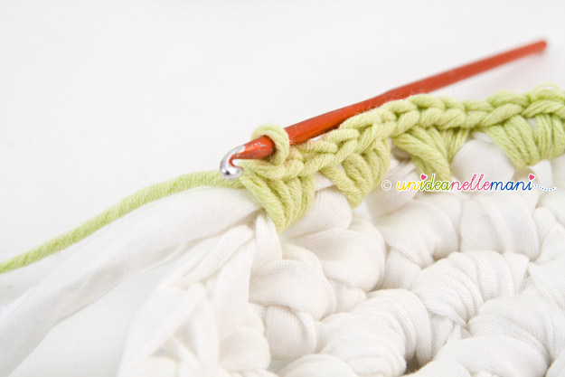 Lavori con fettuccia di cotone