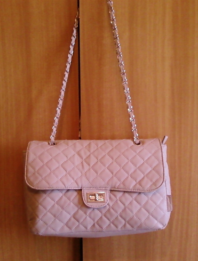 Simil chanel