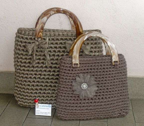 Borsa di fettuccia all’uncinetto