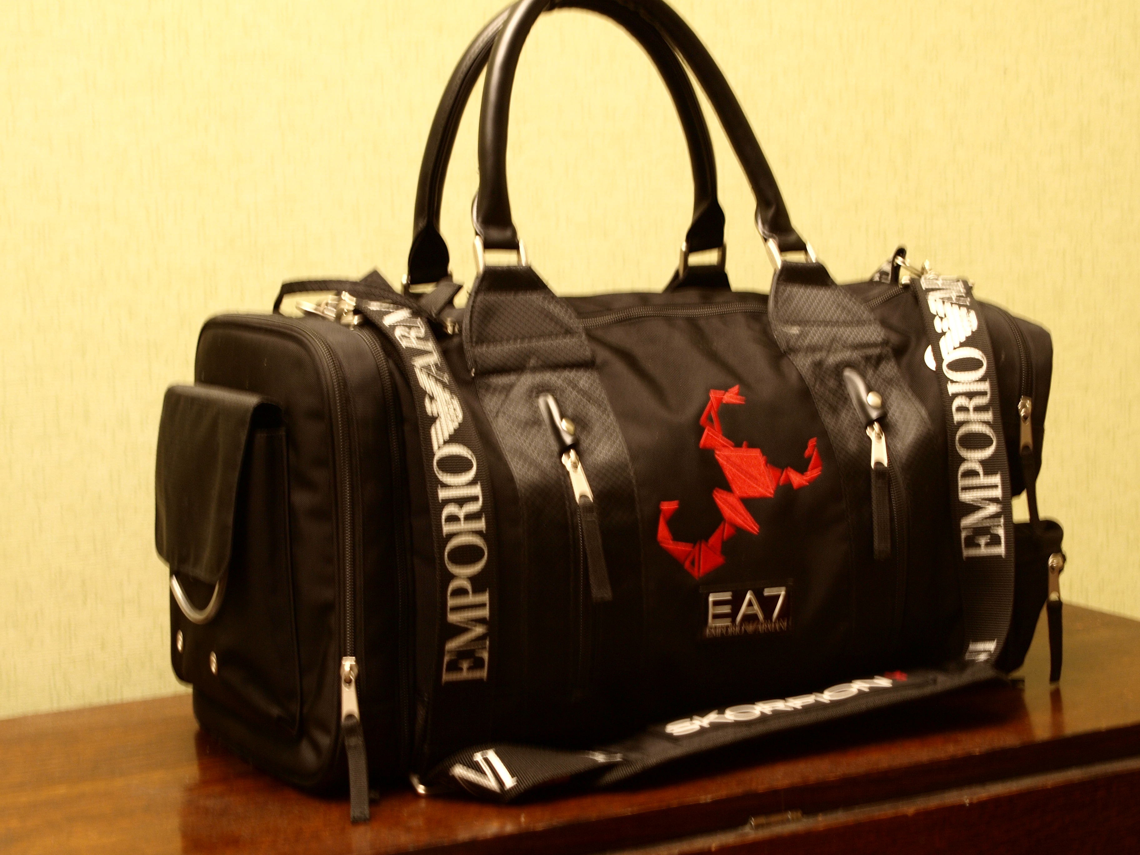 Borsa palestra armani